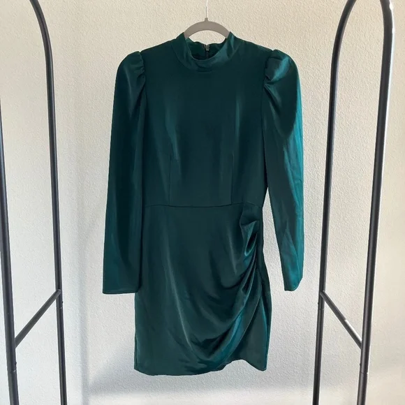 GIANNI BINI | Emerald Satin Ruched Puff Shoulder Mini Cocktail Dress | Size 2 - Picture 1 of 10